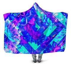 Diamond Dhalia Hooded Blanket